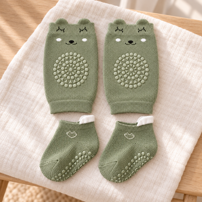 Green Little Bear Crawling Set on soft nursery linen